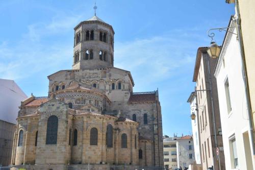 Issoire, abbatiale romane Saint -Austremoine XIIème siècle