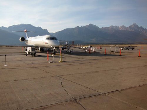 Notre avion à l'aéroport de Jackson Hole, Wyoming