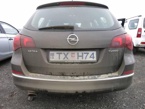 Aprés les pistes des fjords de l'ouest, notre voiture a changé de couleur