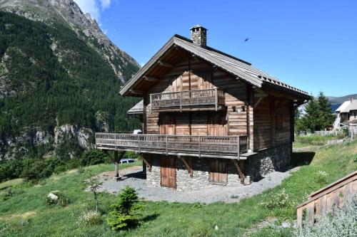 Hameau des Cours de Villar-d'Arène