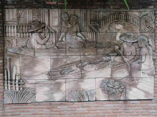 Kaeng Krachan NP Boathouse Paradise Resort