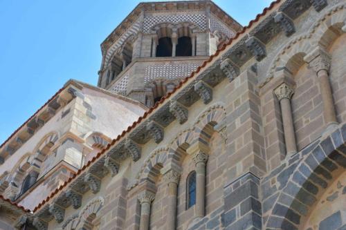Abbatiale romane Saint -Austremoine XIIème siècle