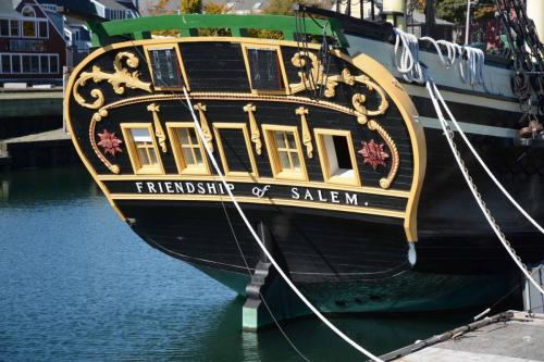 Reconstitution d'un voilier à Salem