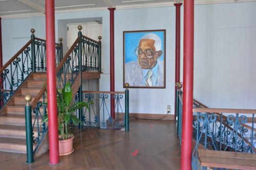 Ancien Hôtel de ville de Fort de France, portrait d'Aimé CESAIRE