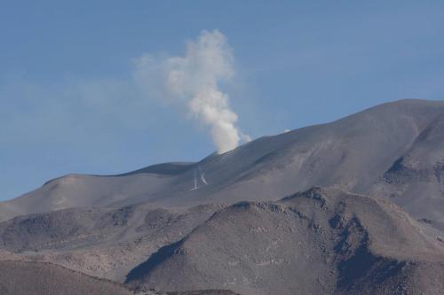 Volcan Isluga, toujours actif 