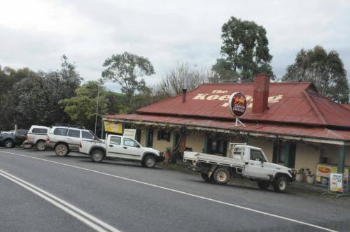 Bar de Koetong un dimanche après-midi pluvieux