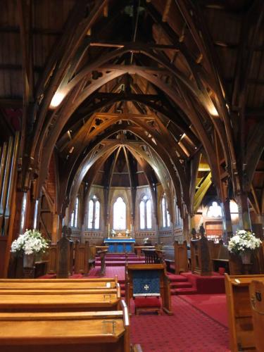 Toute l'église a été construite en bois avec des essences locales tels que Kauri ou Totara 