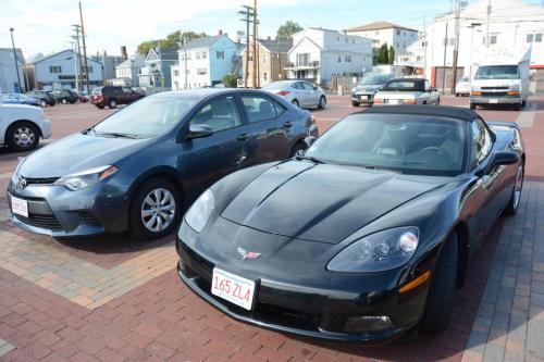 Notre voiture de location (malheureusement pas celle de droite - une corvette)