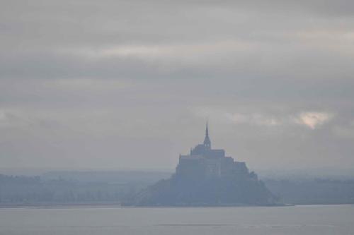 Mont Saint-Michel depuis les falaises de Carolles