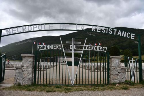 Nécropole de la Résistance (Vassieux-en-Vercors)