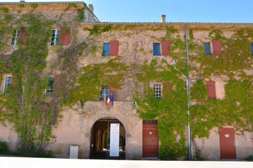 Châteauneuf-le-Rouge