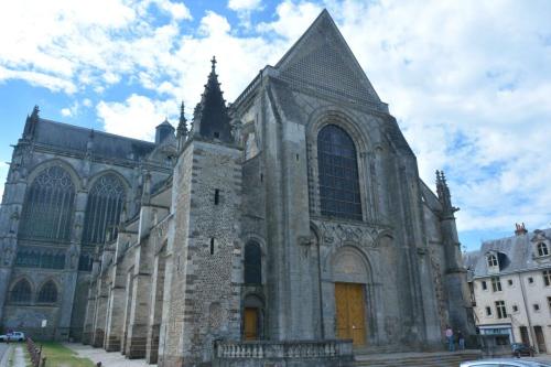 Cathédrale Saint-Julien