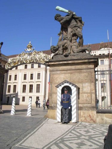 Entrée du château