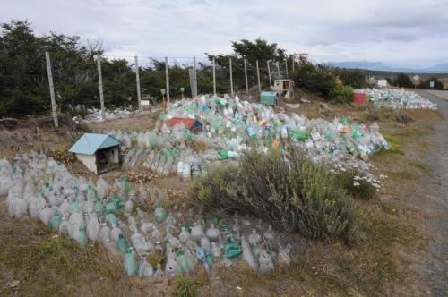 Sanctuaire au bord de la route à l'entrée de Puerto Natales