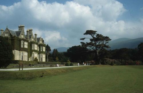 Muckross house