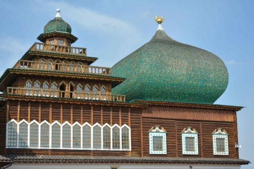 Palais en bois du Tsar Alexis (copie construite en 1998)