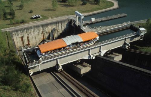 Plan incliné de St Louis Arzviller (passage des péniches)