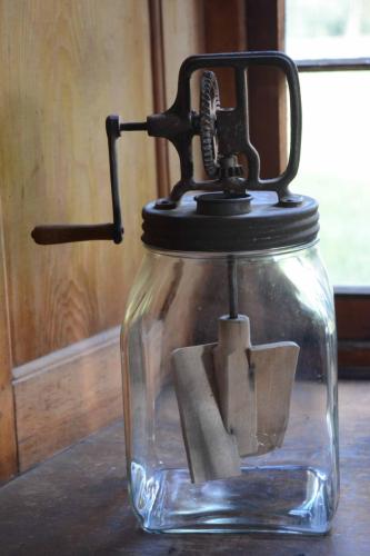 Hancock Shaker Village - ancêtre du batteur électrique