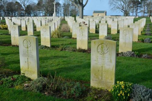 Cimetière canadien de Bény-sur-Mer 