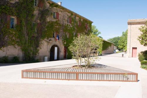 Châteauneuf-le-Rouge