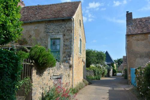 Asnières-sur-Vègre (Sarthe)