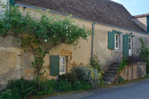 Asnières-sur-Vègre (Sarthe)