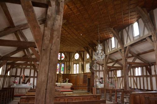 Eglise Saint-Jacques et Saint-Philippe (10 Lentilles)