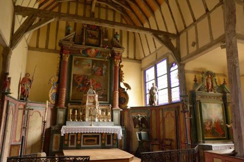 Eglise Saint-Julien-l'Hospitalier-et-Saint-Blaise (10 Longsols)