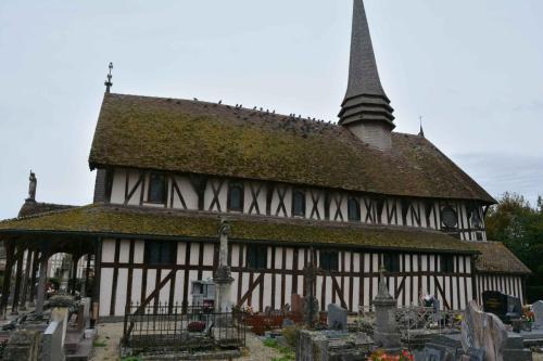 Eglise Saint-Jacques et Saint-Philippe (10 Lentilles)