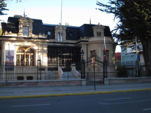 Belles demeures autour de la place principale de Punta Arenas