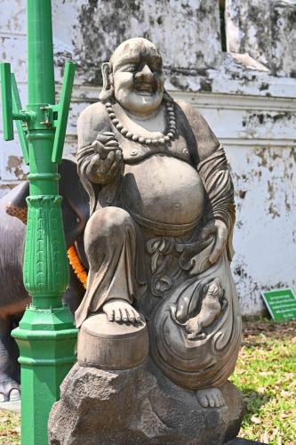 Wat Chaloem Phrakiat Worawiharn Bangkok