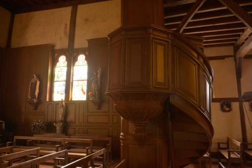 Eglise Saint-Nicolas de Outines (51 Marne)