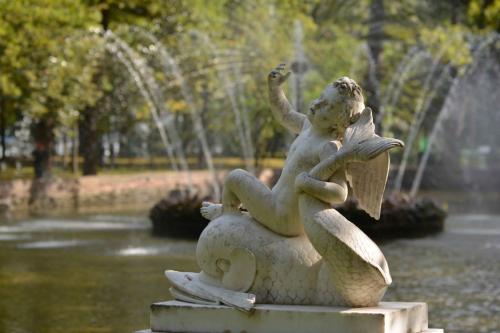 Peterhof (Résidence d'été impériale de Pierre 1er)