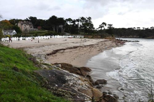 Plage de Port Manec'h et Manoir Dalmore