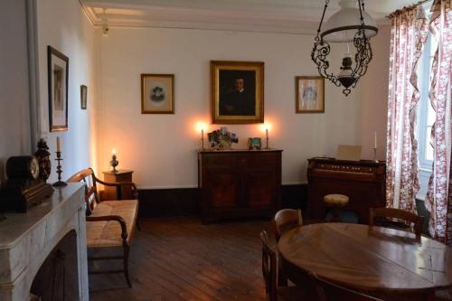 Harmas de Jean-Henri Fabre Sérignan du Comtat (Vaucluse)