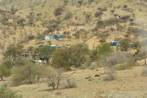 Sur la C28, à la sortie de Windhoek, en direction de Daan Viljoen