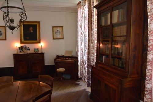 Harmas de Jean-Henri Fabre Sérignan du Comtat (Vaucluse)