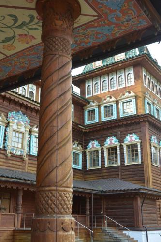 Palais en bois du Tsar Alexis (copie construite en 1998)