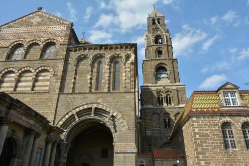Cathédrale Notre-Dame Le Puy en Velay (Haute-Loire)