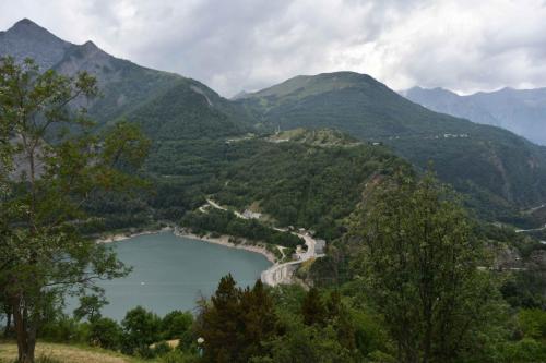 Le lac Chambon depuis Mezoën