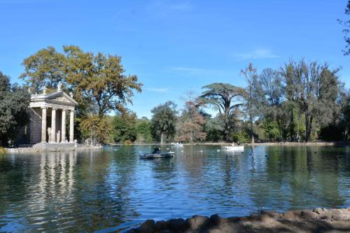 Parc villa Borghese - Temple d'Esculape
