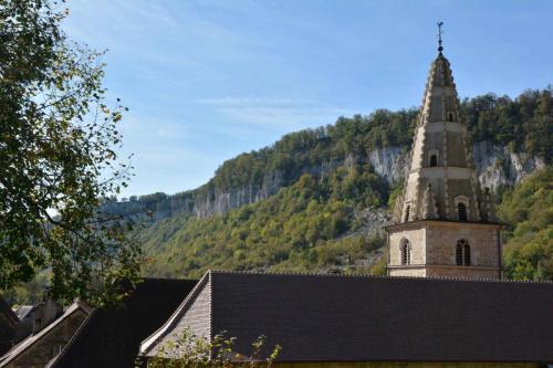 Baume-les-Messieurs