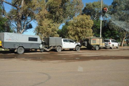 Caravanes et 4x4 pour l'outback