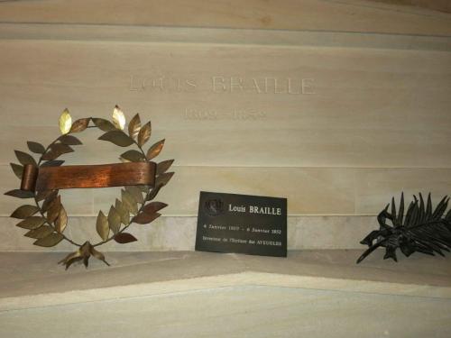 Louis BRAILLE