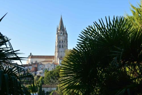 Basilique Saint-Eutrope (Saintes)