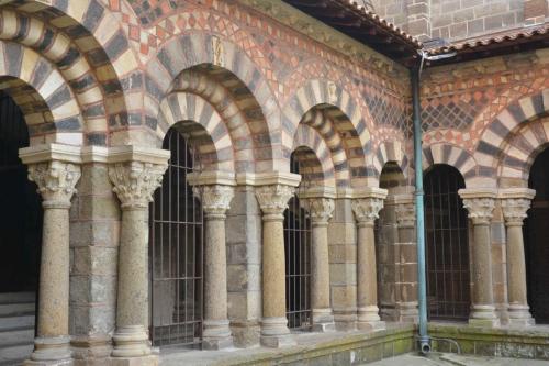 Cloître de la Cathédrale du Puy-en-Velay