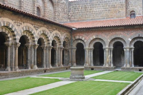 Cloître de la Cathédrale du Puy-en-Velay