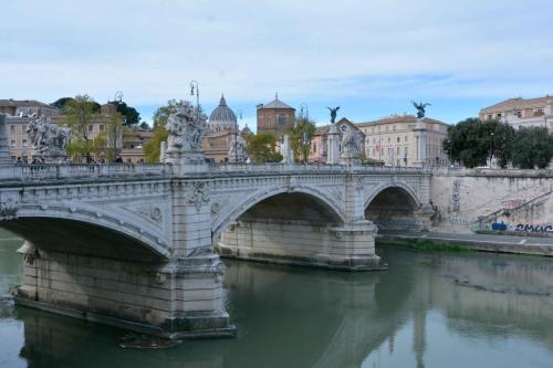 Pont Victor Emmanuel II