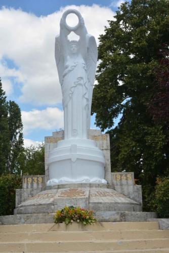 Monument aux morts de la batellerie