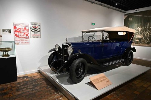 Voiture marque Genestin